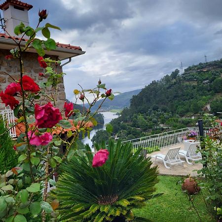 Appartamento Douro Studio Cinfães Esterno foto